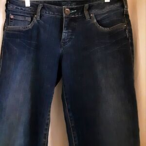 Silver Aiko Capri 31